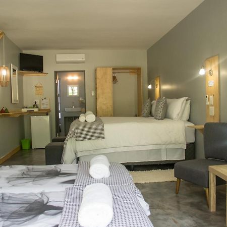 Bushbaby Lodge At Nkonyeni Манзини Екстериор снимка
